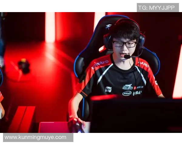 赛后分析EDG与WE对决中的战术灵活性与团队协作表现